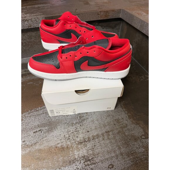 Women's Jordan 1 Low SE Homage Split Gym Red Cement Grey Size 10- DR0502-600 - Picture 6 of 10